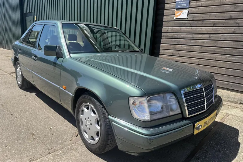 Mercedes-Benz E-Klasse (1995)