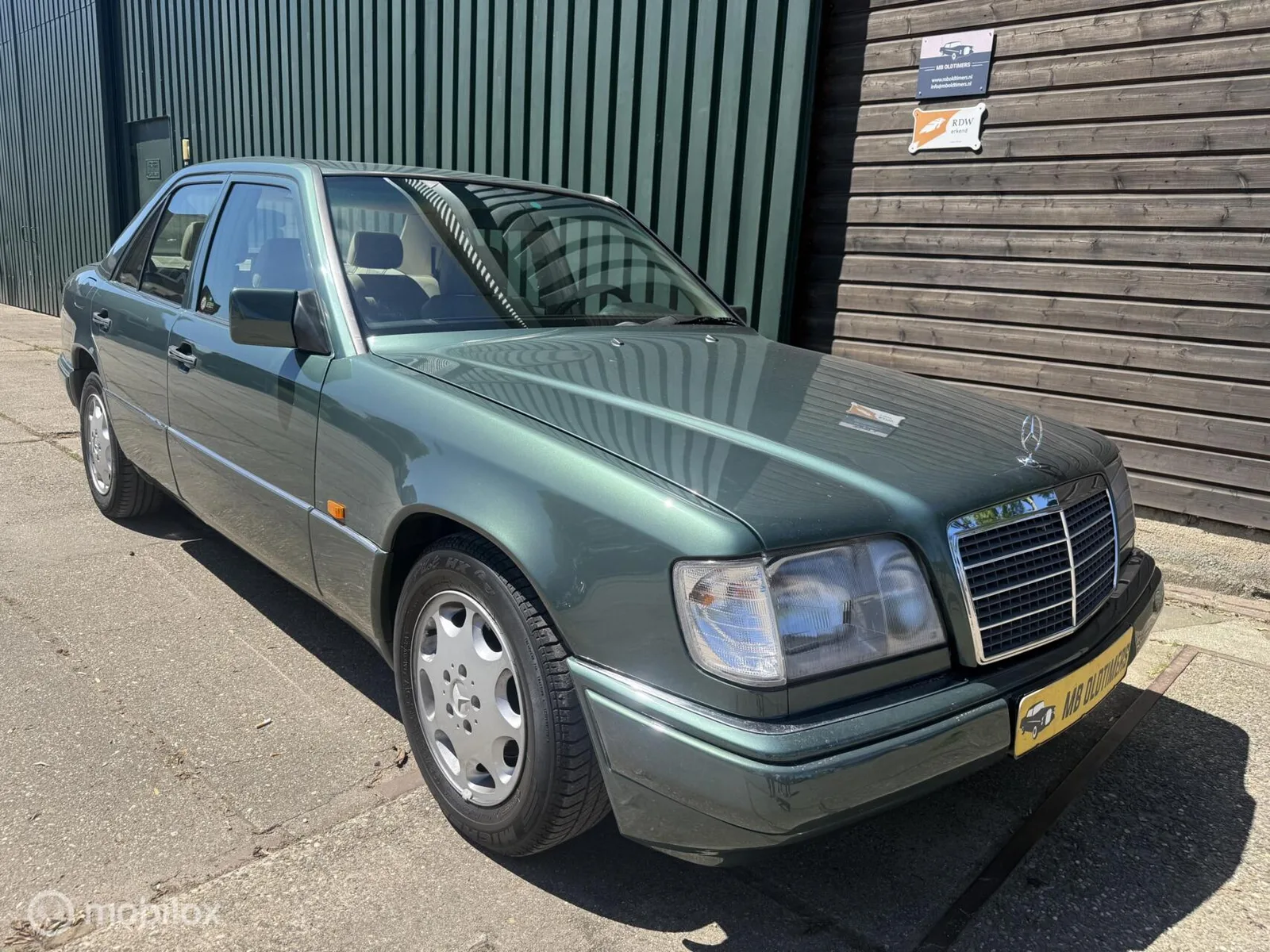 Mercedes-Benz E-Klasse (1995) — foto 1