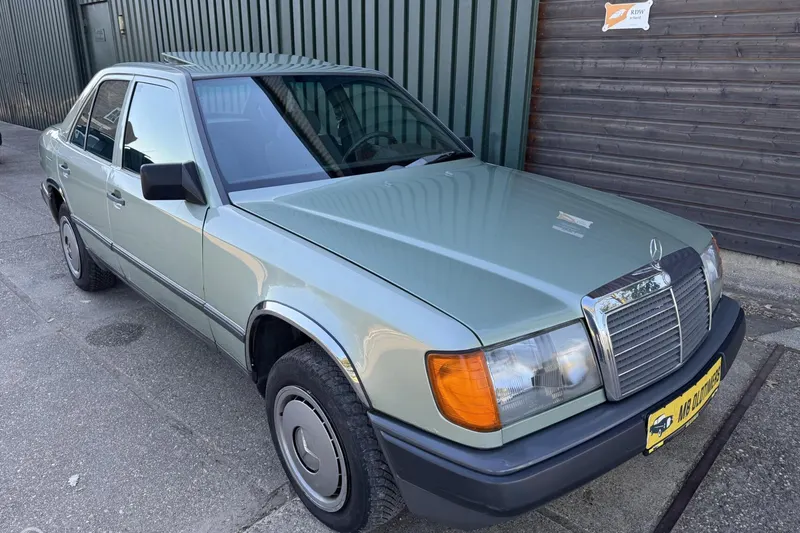 Mercedes-Benz 200-Serie (1987)