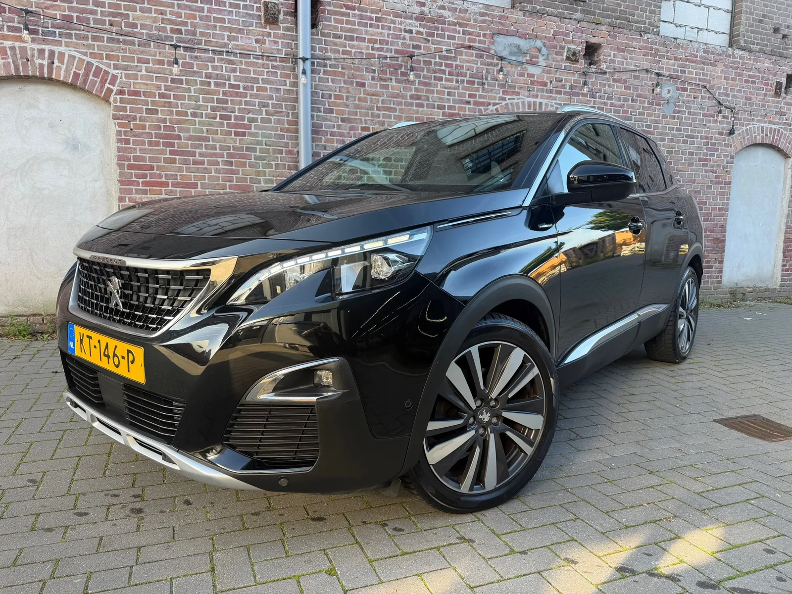 Peugeot 3008 (2016) — foto 1