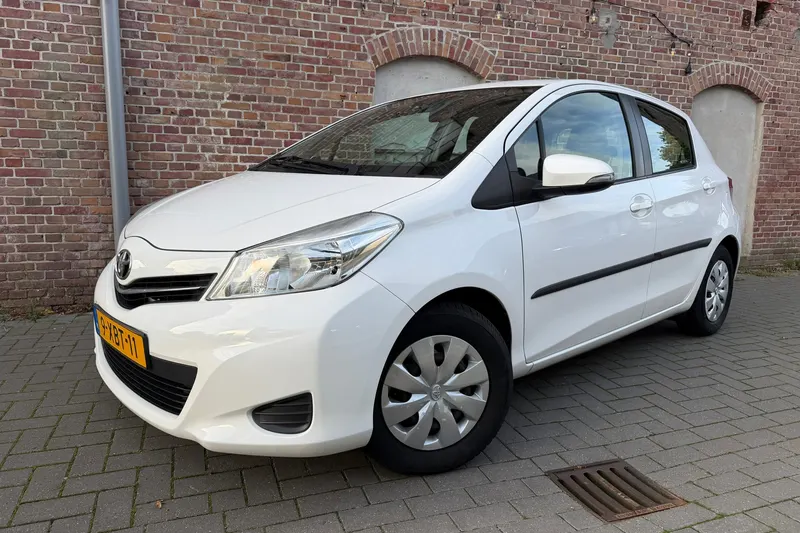 Toyota Yaris (2014)