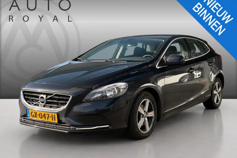 Volvo V40 (2015)