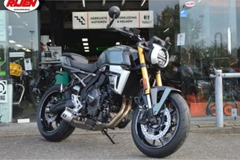Suzuki GSX-8T (2026)