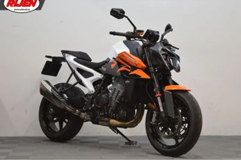 KTM 990 Duke (2026)