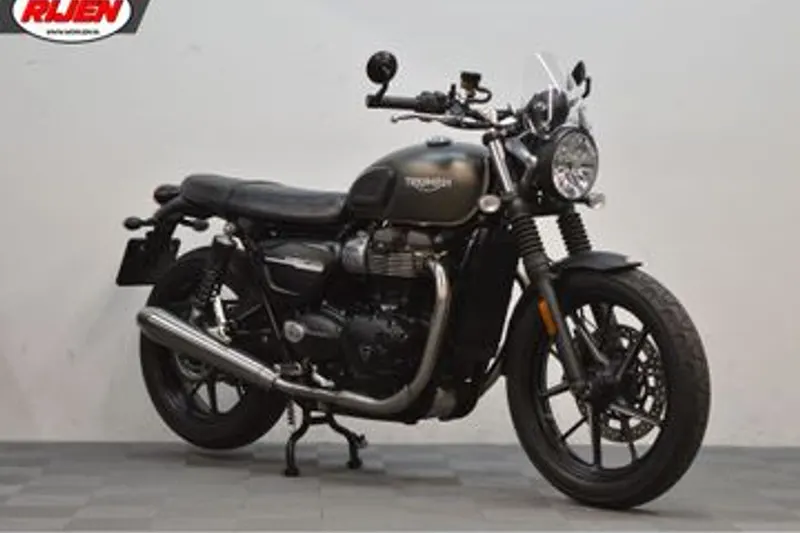 Triumph Street Twin (2021)