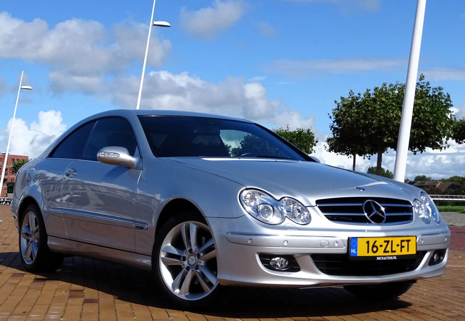 Mercedes-Benz CLK-Klasse (2008) — foto 1