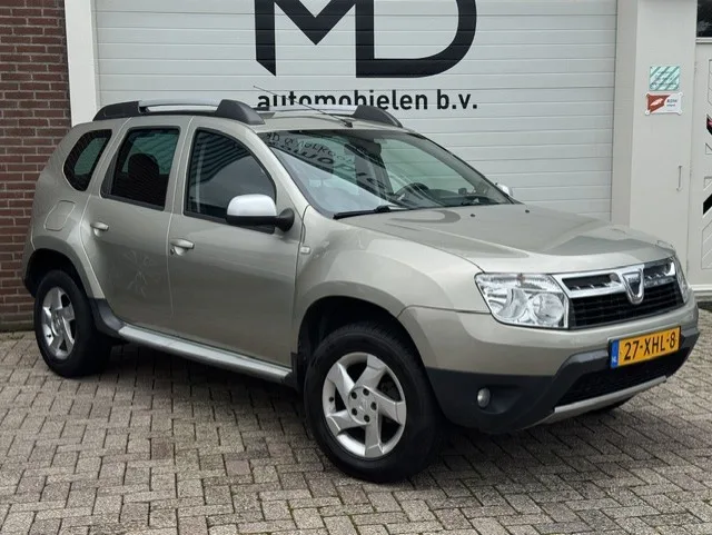 Dacia Duster (2012) — foto 1