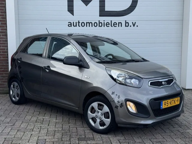 Kia Picanto (2011) — foto 1