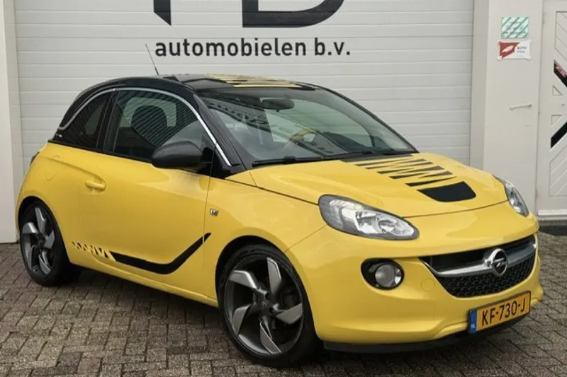 Opel Adam (2013)
