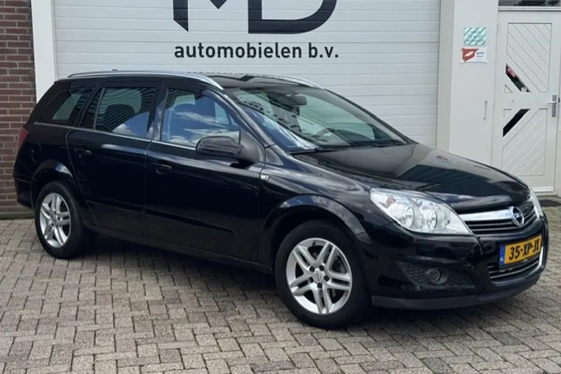 Opel Astra (2007)