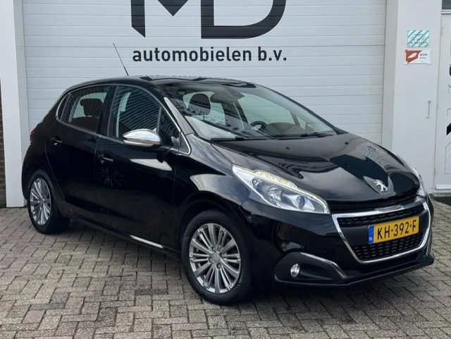 Peugeot 208 (2016) — foto 1