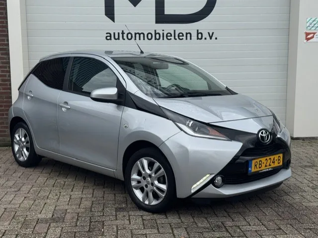 Toyota Aygo (2017) — foto 1