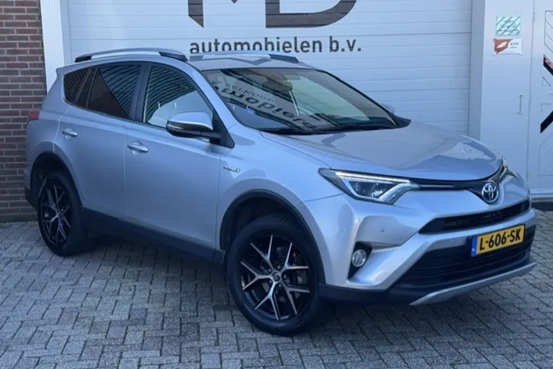 Toyota RAV4 (2016)