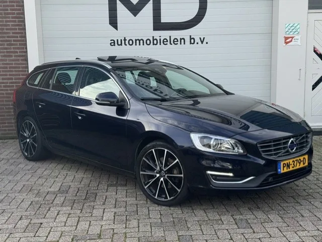 Volvo V60 (2016) — foto 1