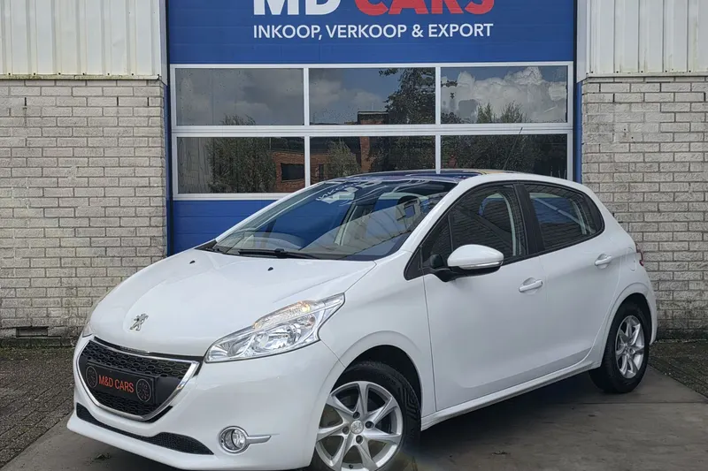 Peugeot 208 (2014)