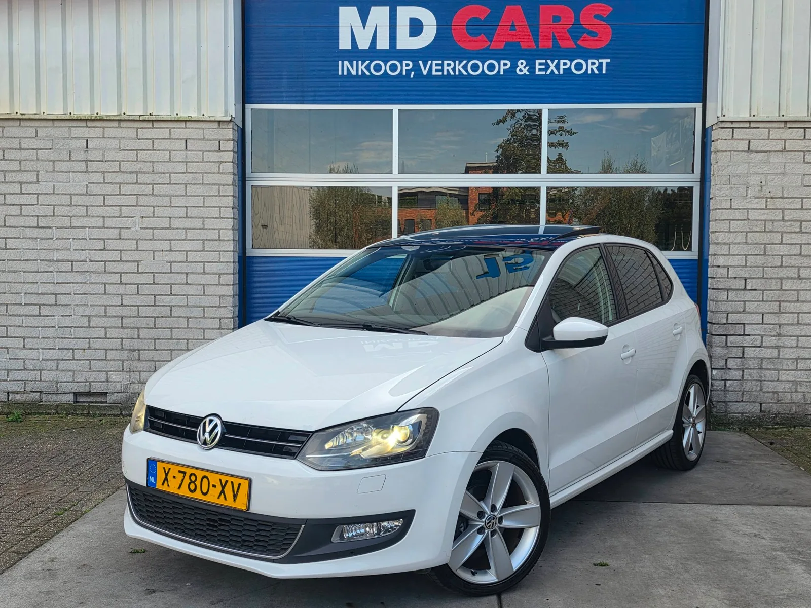 Volkswagen Polo (2014) — foto 1