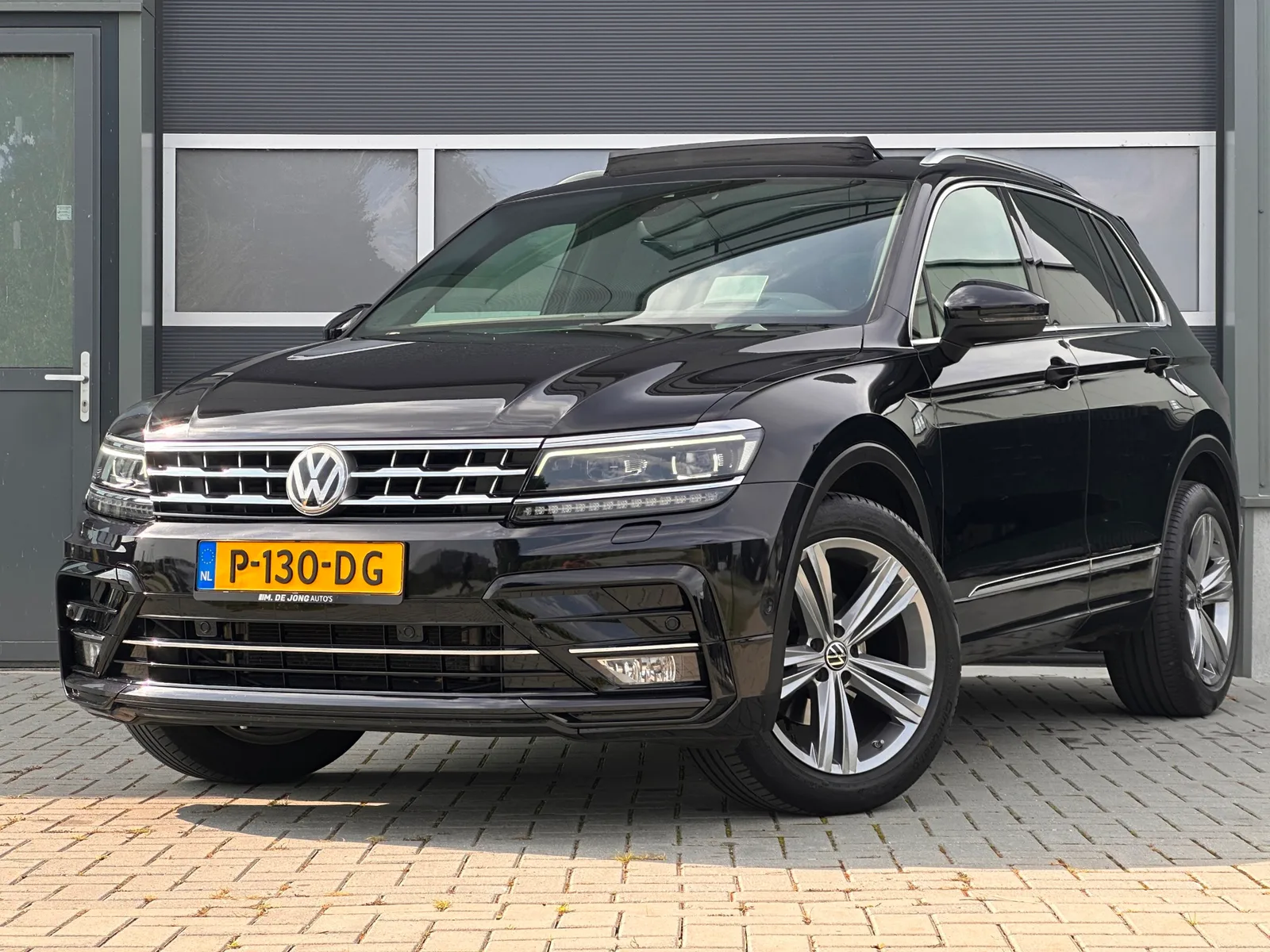 Volkswagen Tiguan (2017) — foto 1