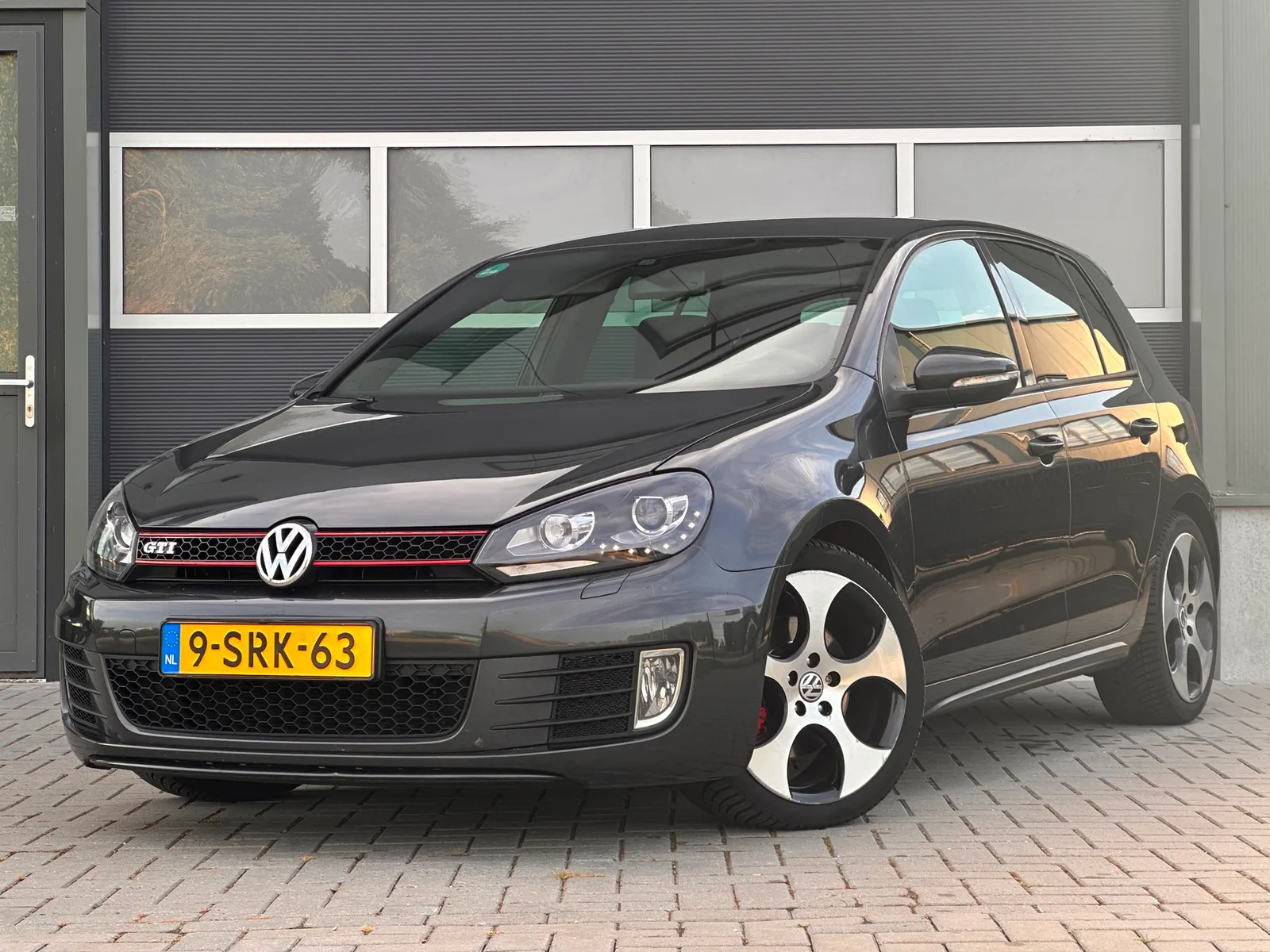 Volkswagen Golf (2009) — foto 1