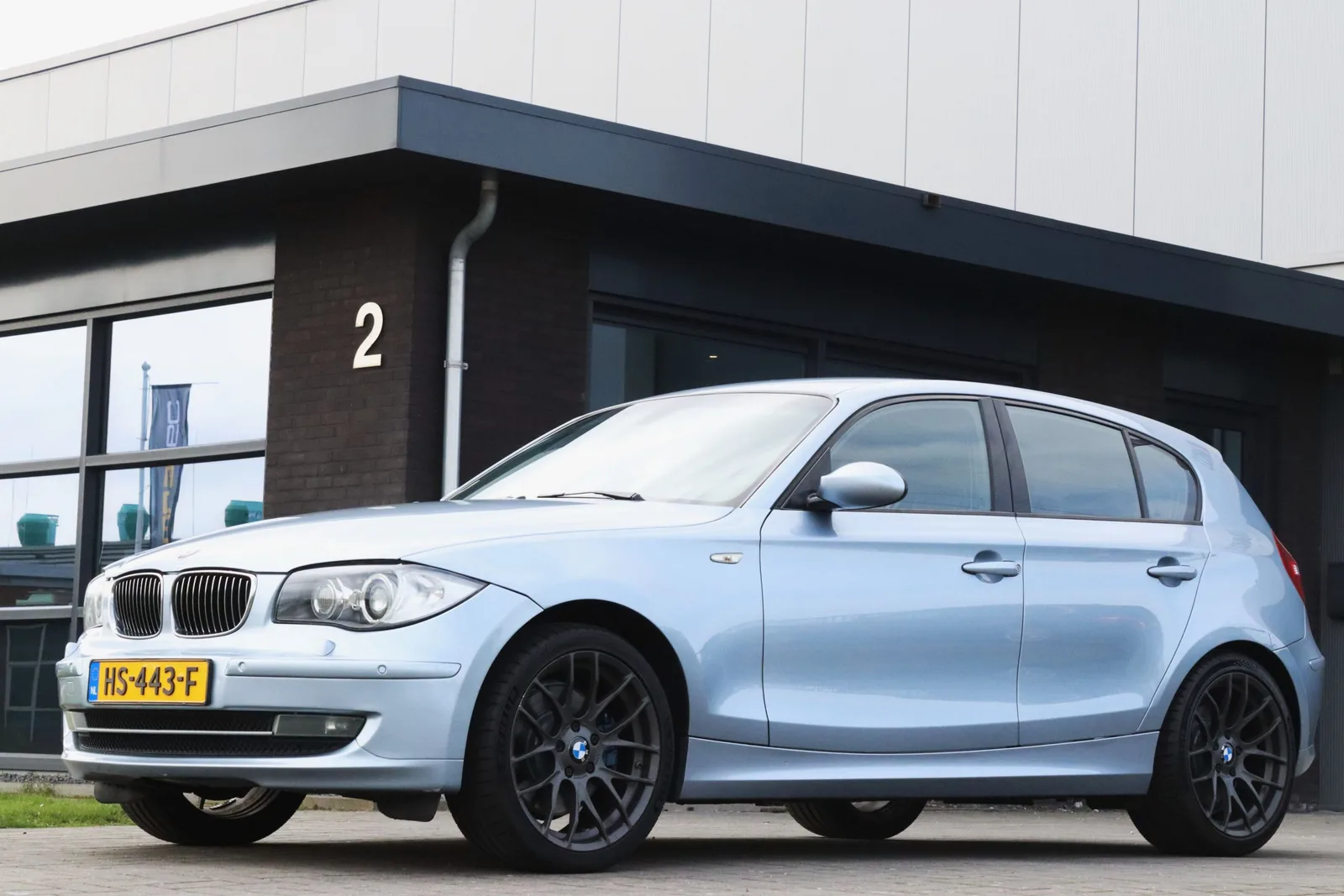 BMW 1-Serie (2008) — foto 1