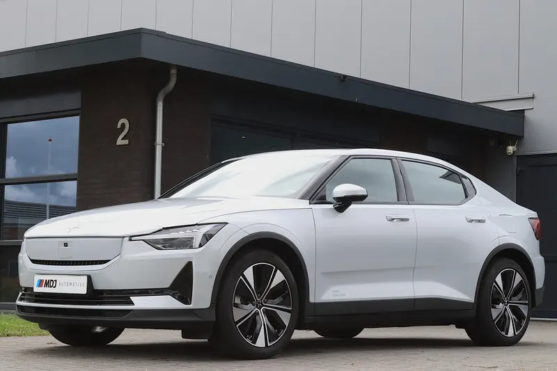 Polestar 2 (2023)