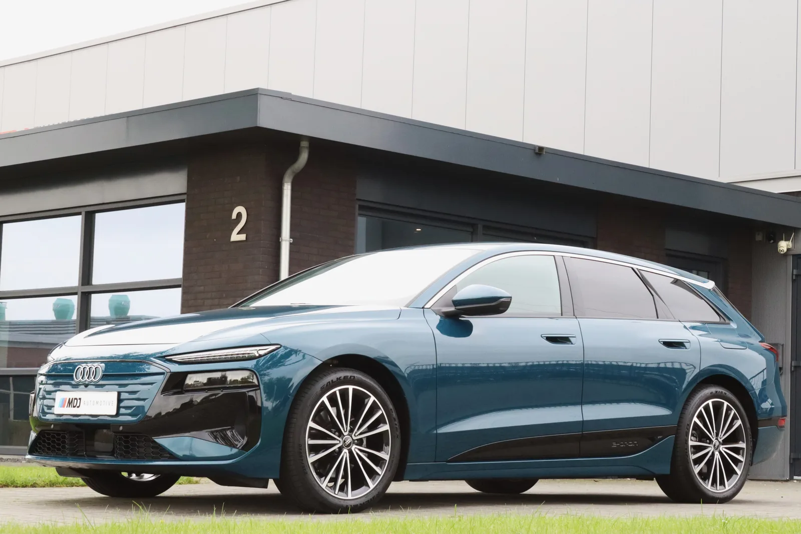 Audi A6 (2025) — foto 1