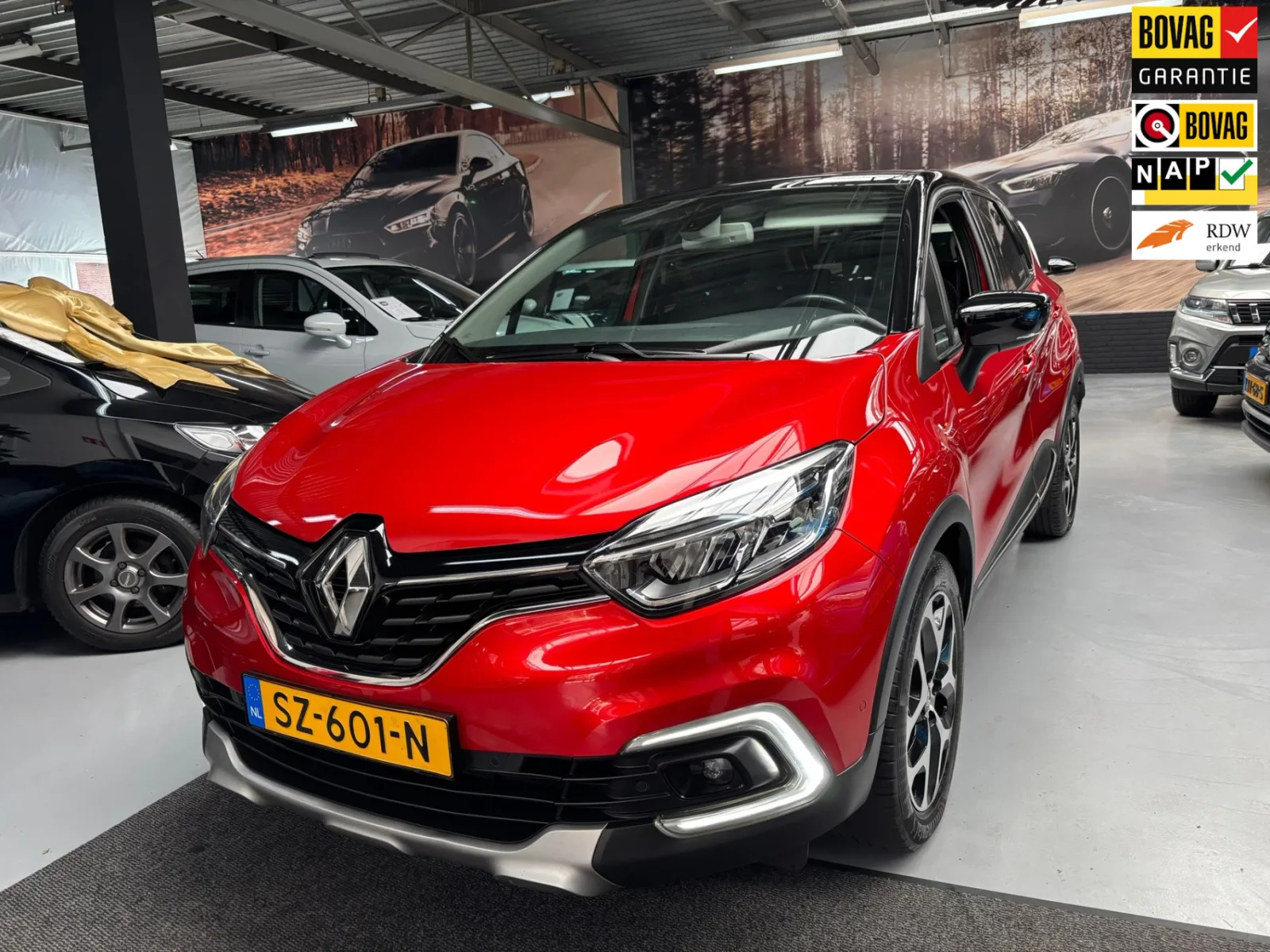 Renault Captur (2018) — foto 1