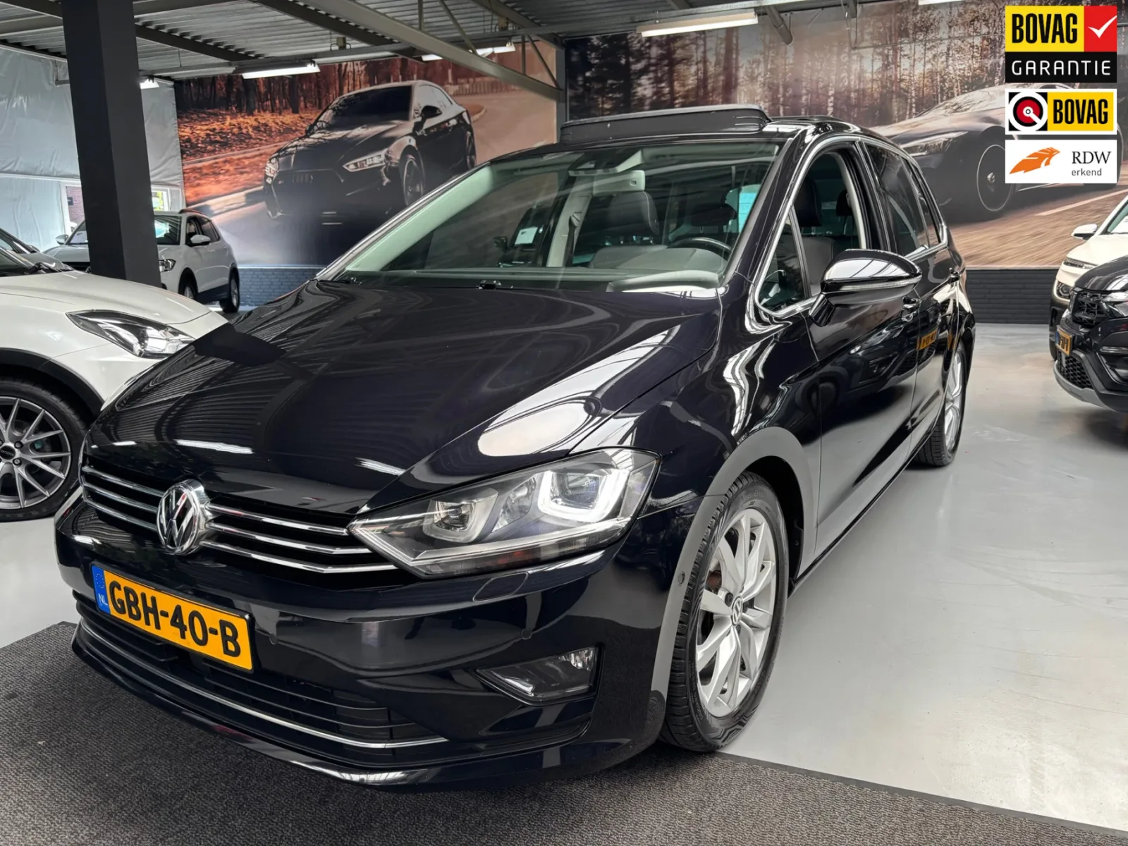 Volkswagen Golf Sportsvan (2015) — foto 1