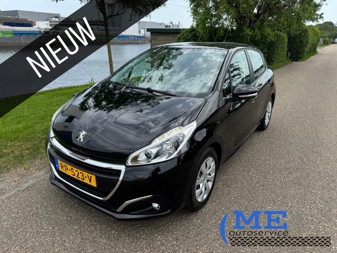 Peugeot 208 (2018) — foto 1