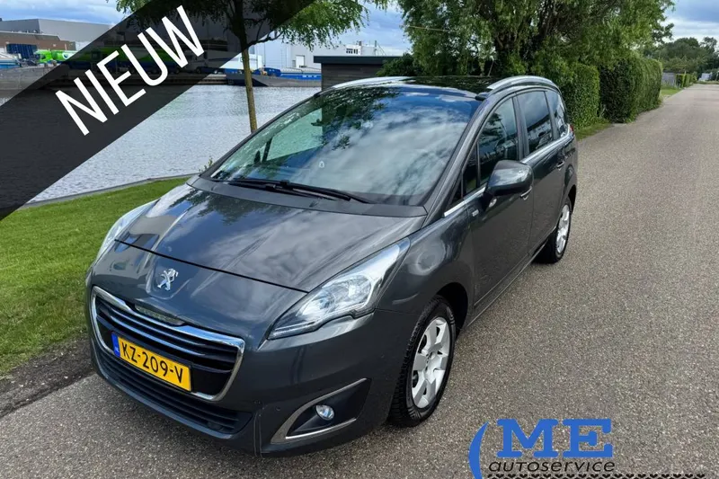 Peugeot 5008 (2017)