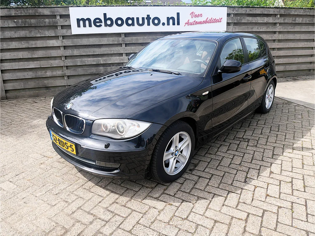 BMW 1-Serie (2011) — foto 1