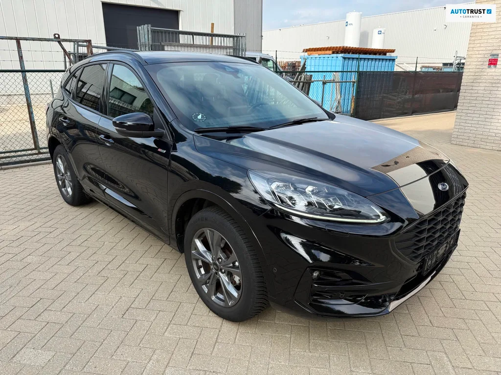 Ford Kuga (2023) — foto 1