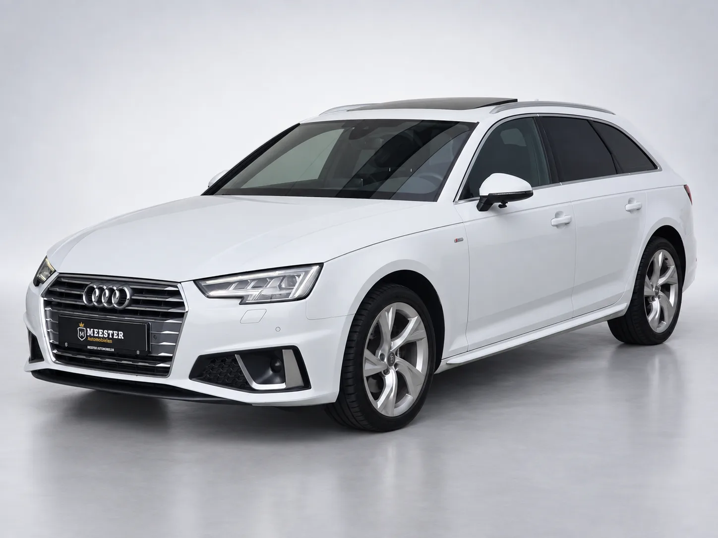 Audi A4 (2019) — foto 1