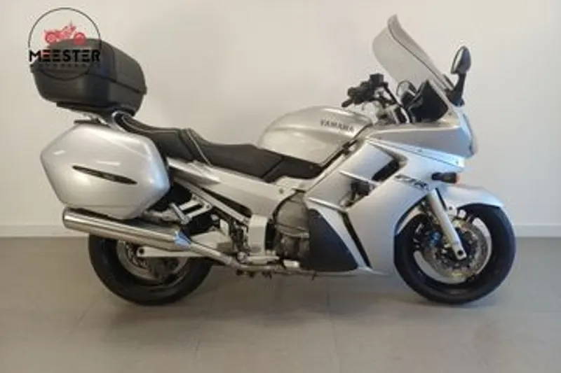 Yamaha FJR1300 (2002)