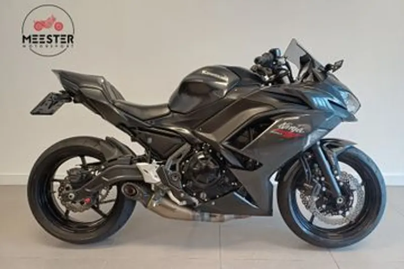 Kawasaki Ninja 650 Performance (2025)