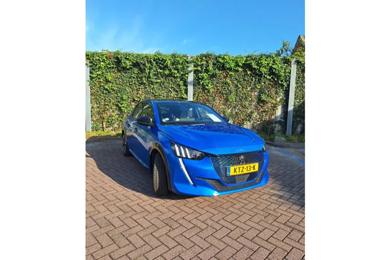 Peugeot e-208 (2020)
