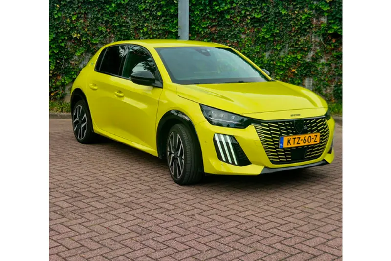 Peugeot e-208 (2024)
