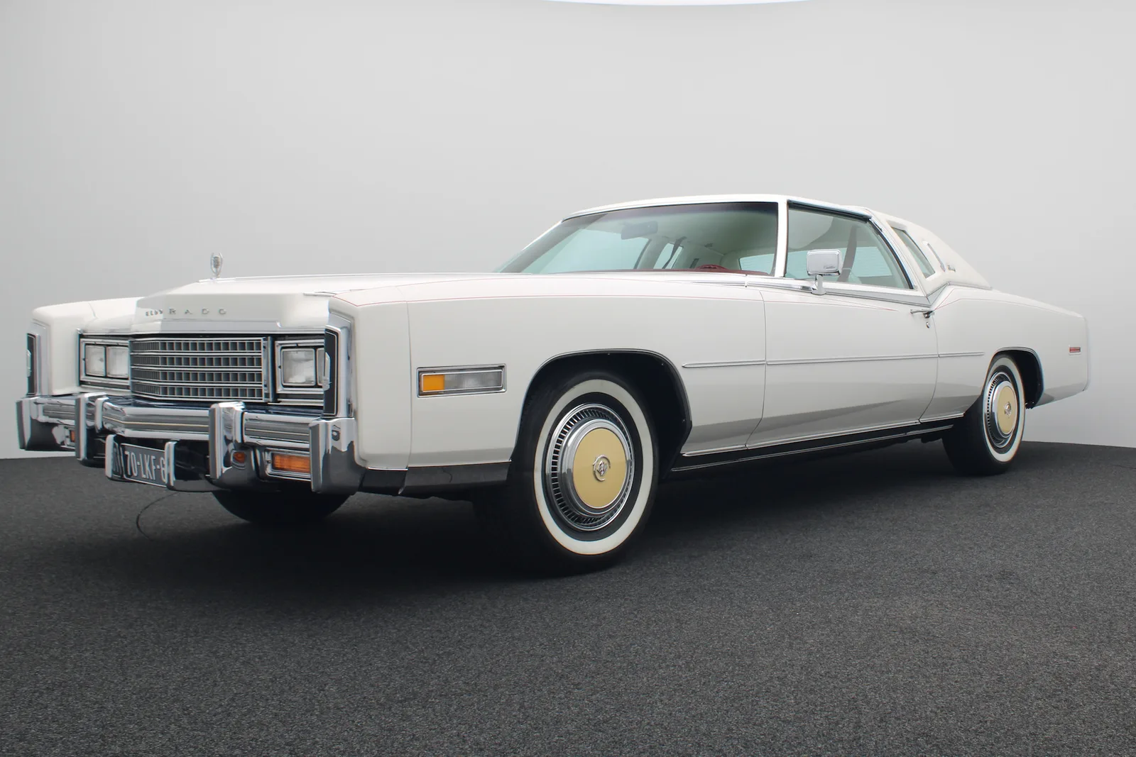 Cadillac Fleetwood (1978) — foto 1