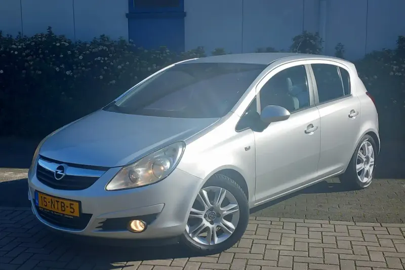 Opel Corsa (2010)