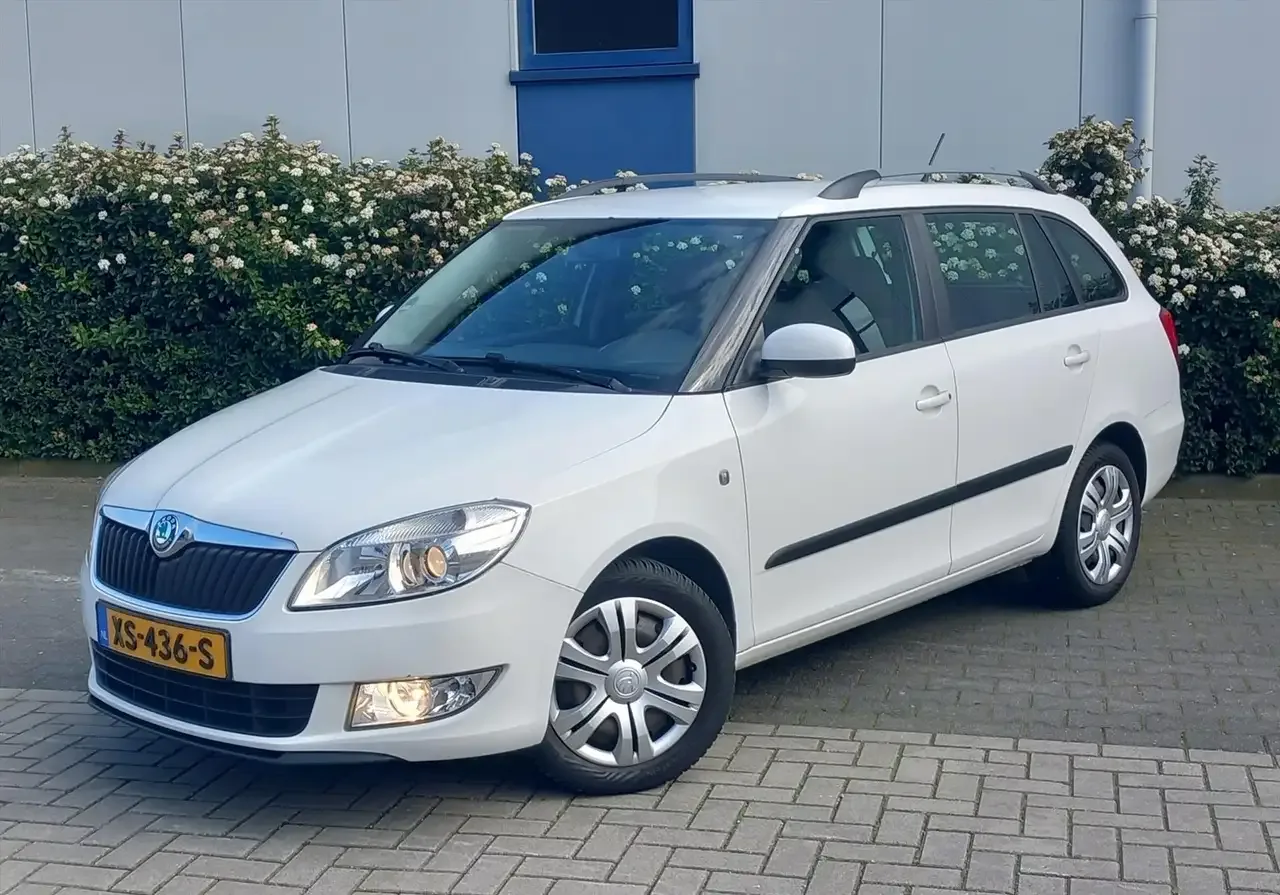 Škoda Fabia (2012) — foto 1