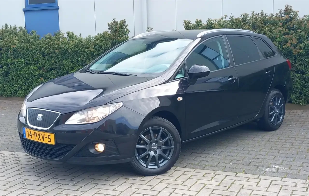 SEAT Ibiza (2011) — foto 1