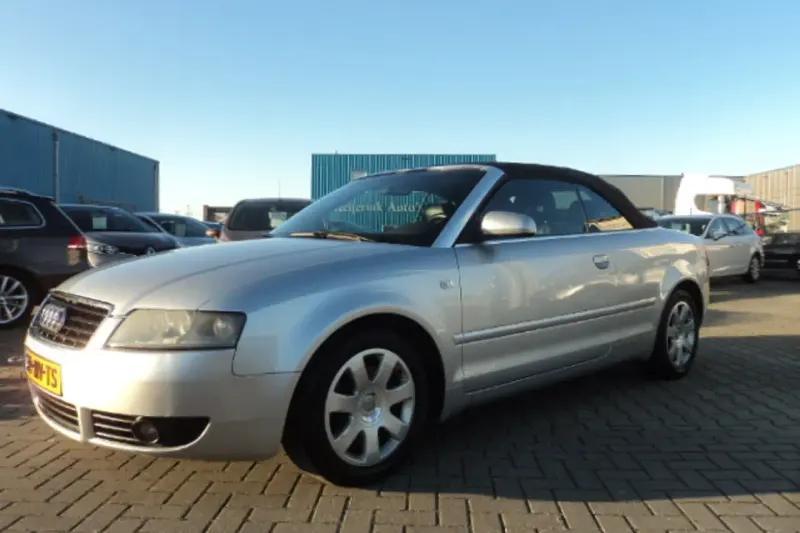 Audi A4 (2004)