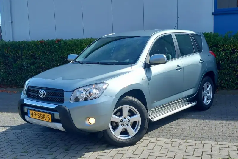 Toyota RAV4 (2007)