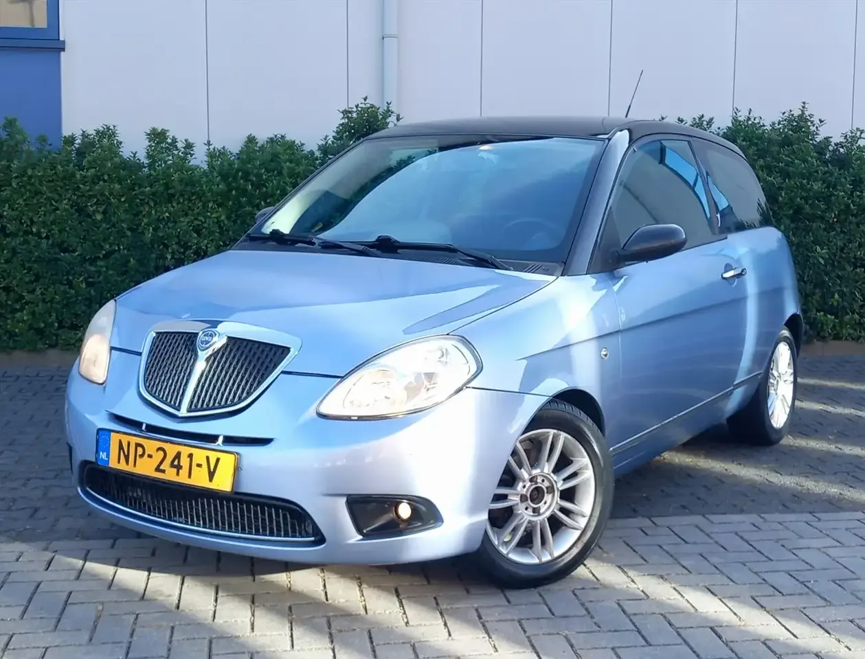 Lancia Ypsilon (2008) — foto 1