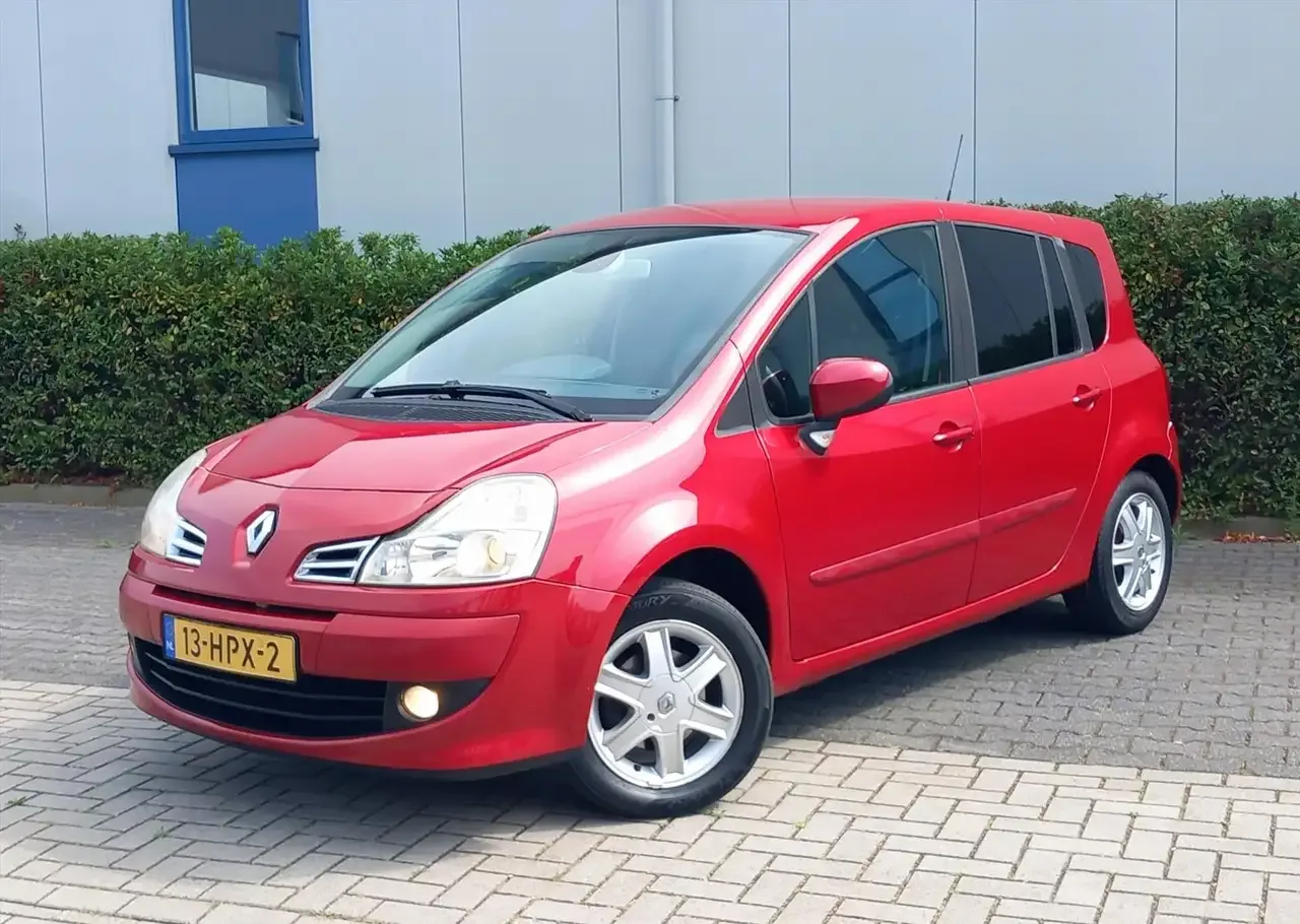 Renault Grand Modus (2009) — foto 1