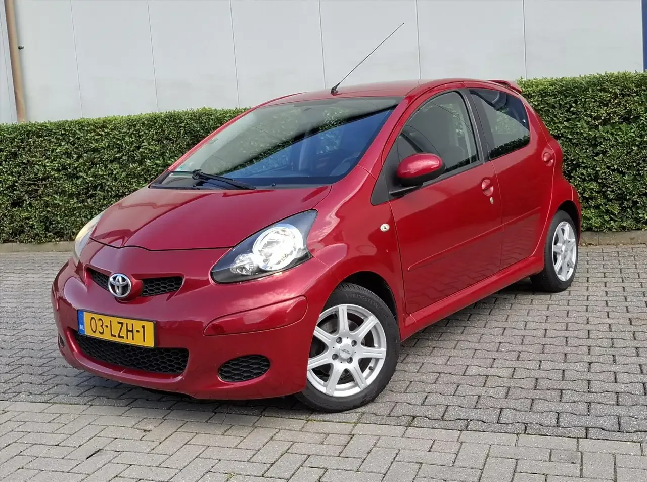 Toyota Aygo (2010) — foto 1