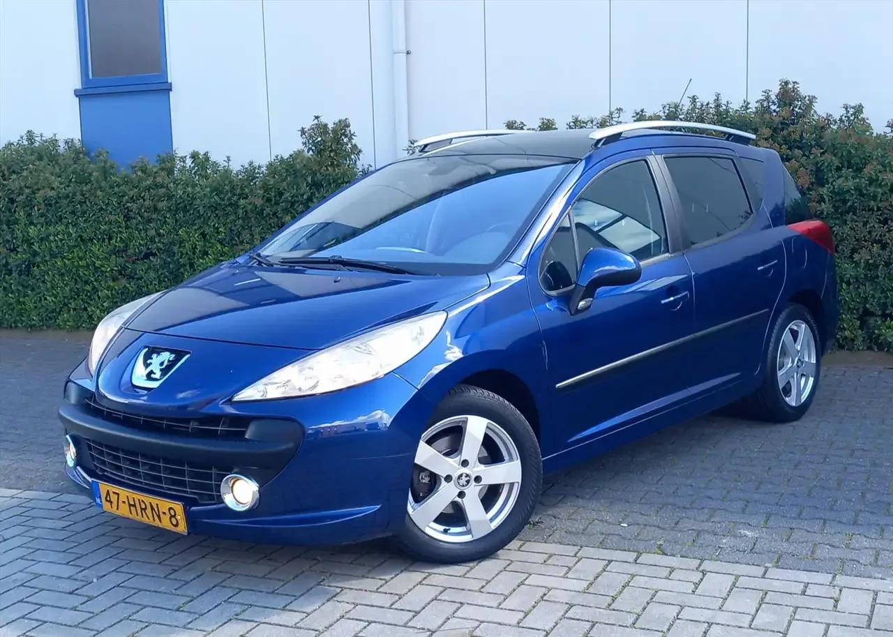 Peugeot 207 (2009) — foto 1