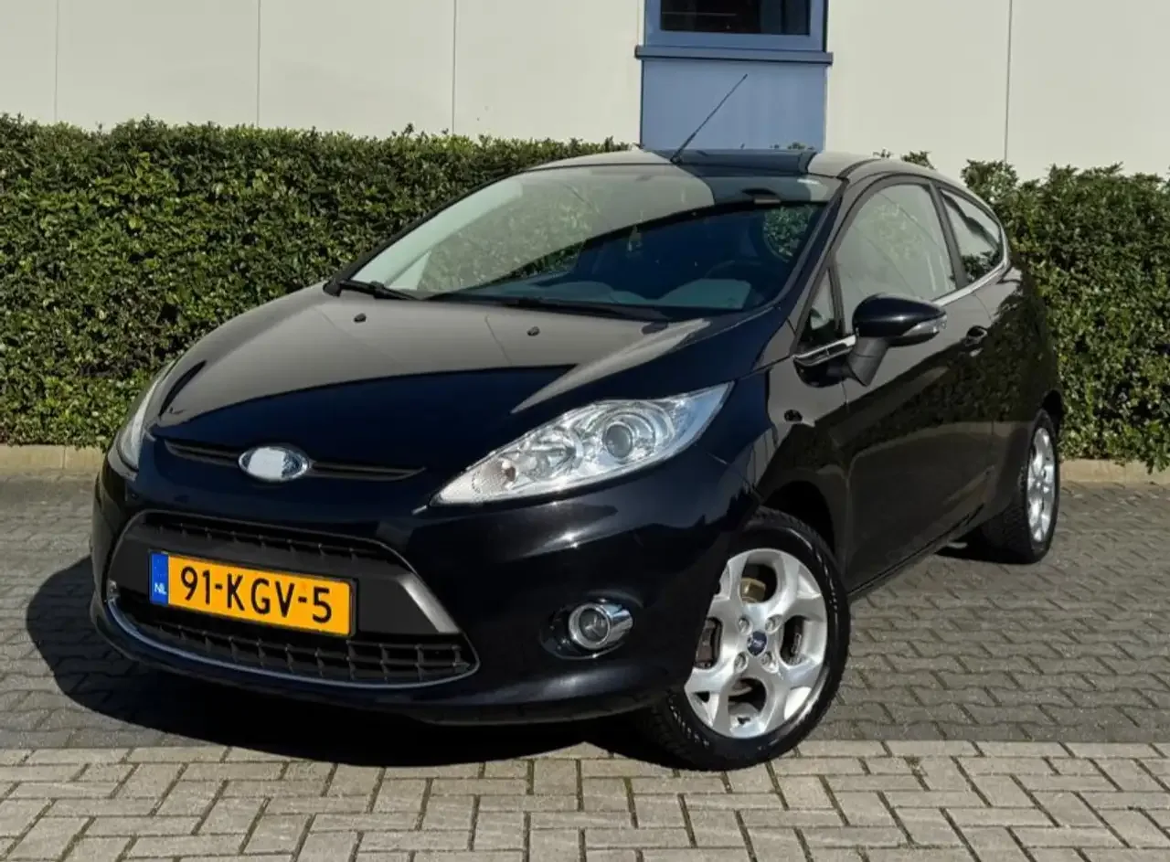 Ford Fiesta (2009) — foto 1