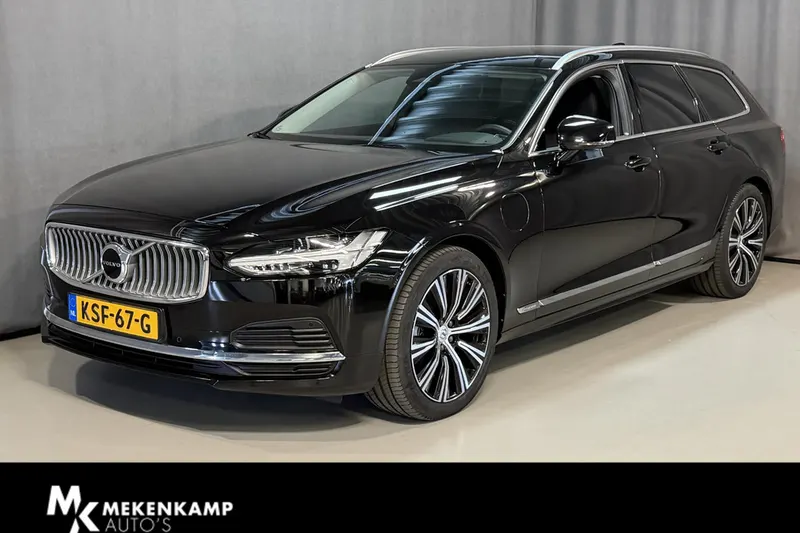 Volvo V90 (2023)