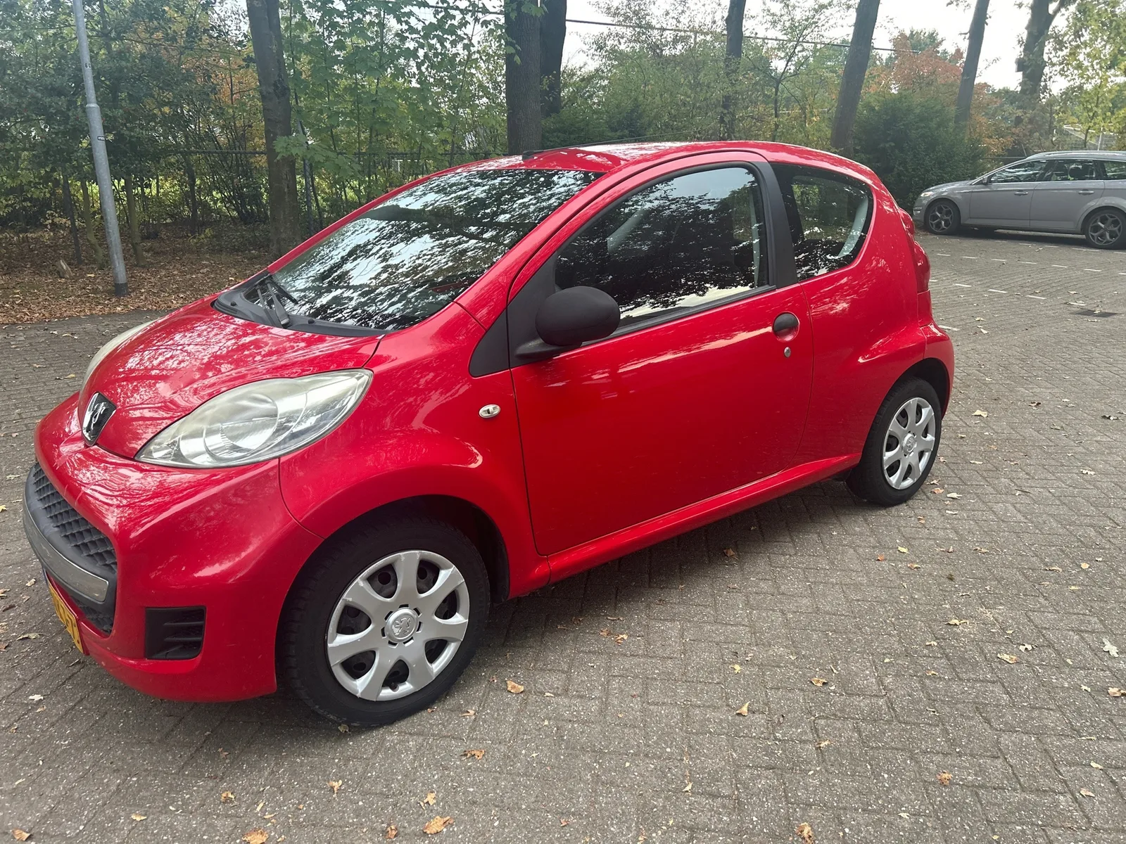 Peugeot 107 (2010) — foto 1