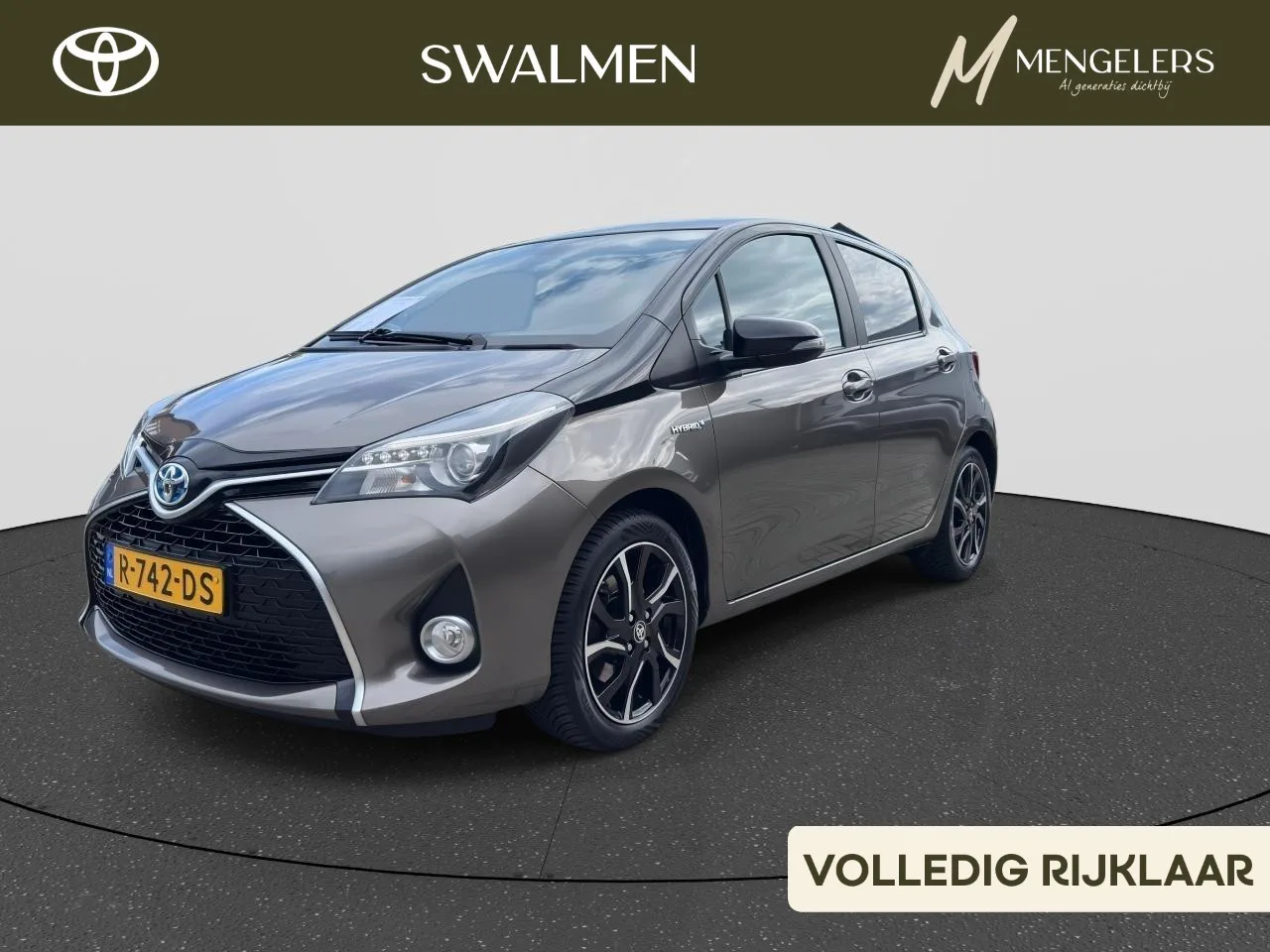 Toyota Yaris (2017) — foto 1